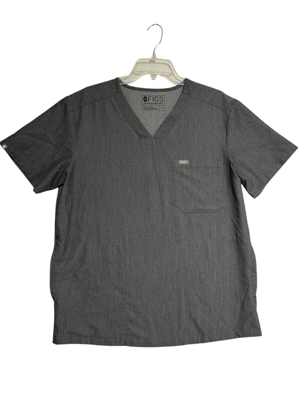 FIGS Technical Collection Men's Chisec 3-Pocket Scrub Top Graphite Gray M
